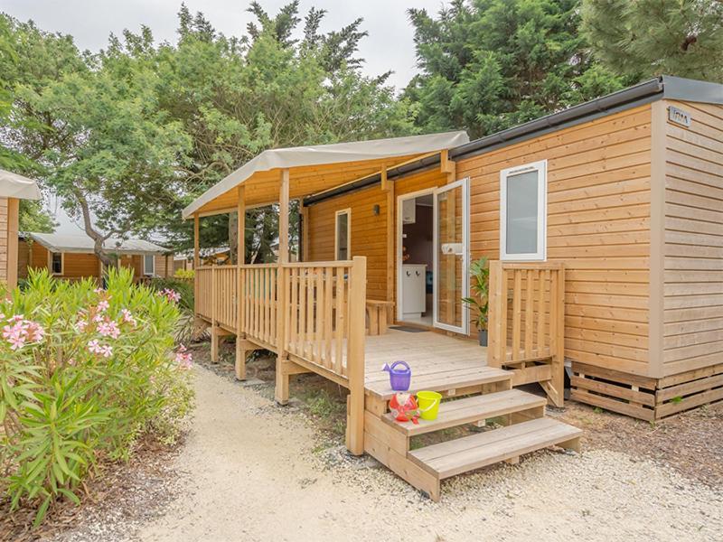 Camping Les Grenettes Sainte-Marie-de-Ré Екстериор снимка